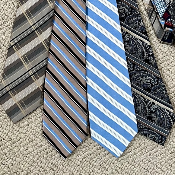 Men’s Silk Neckties, Lot of 4 Ties - Picture 3 of 5